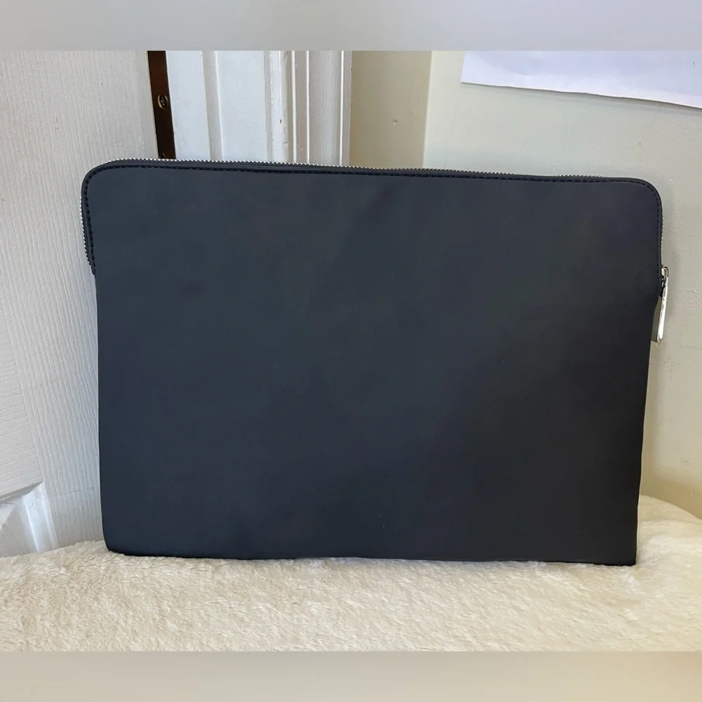 Dolce & Gabbana the one laptop case EUC